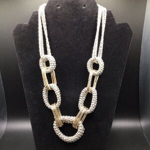 🚨 Silver and Gold Chain Link Necklace
